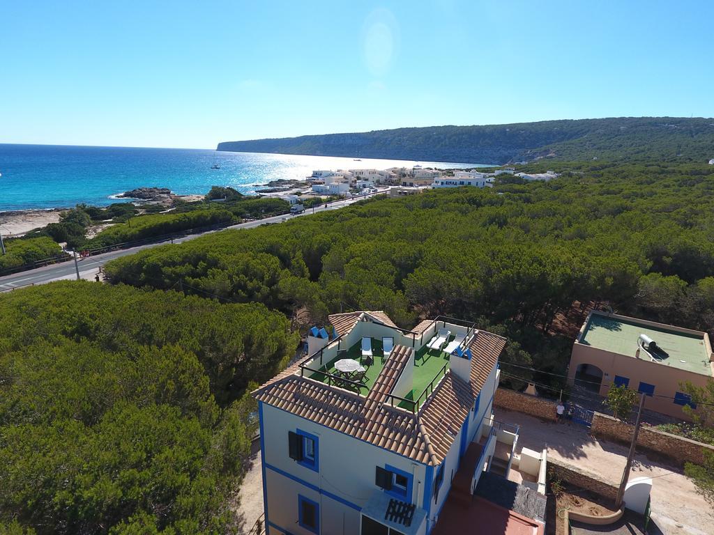 Apartamentos Cas Xurrac Es Caló Eksteriør bilde